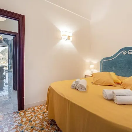 Appartamento 4 Colonne,