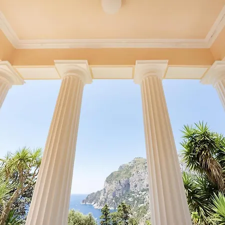 4 Colonne, Appartamento Capri