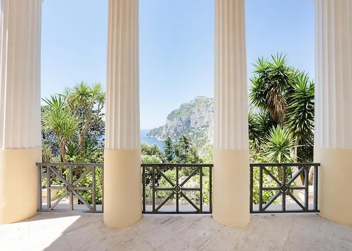 4 Colonne, *
