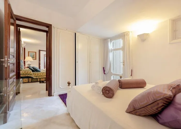 4 Colonne,